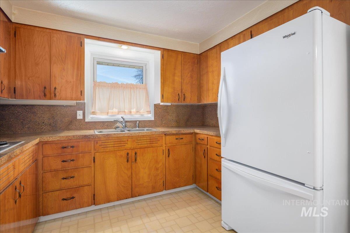 6808 W Folk Dr Property Photo 17