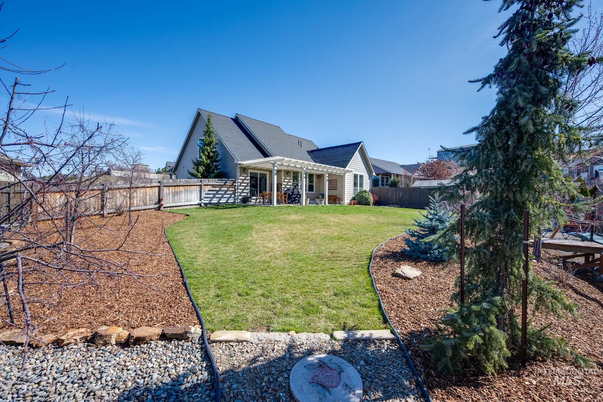 1251 Wiltshire Drive Property Photo 2