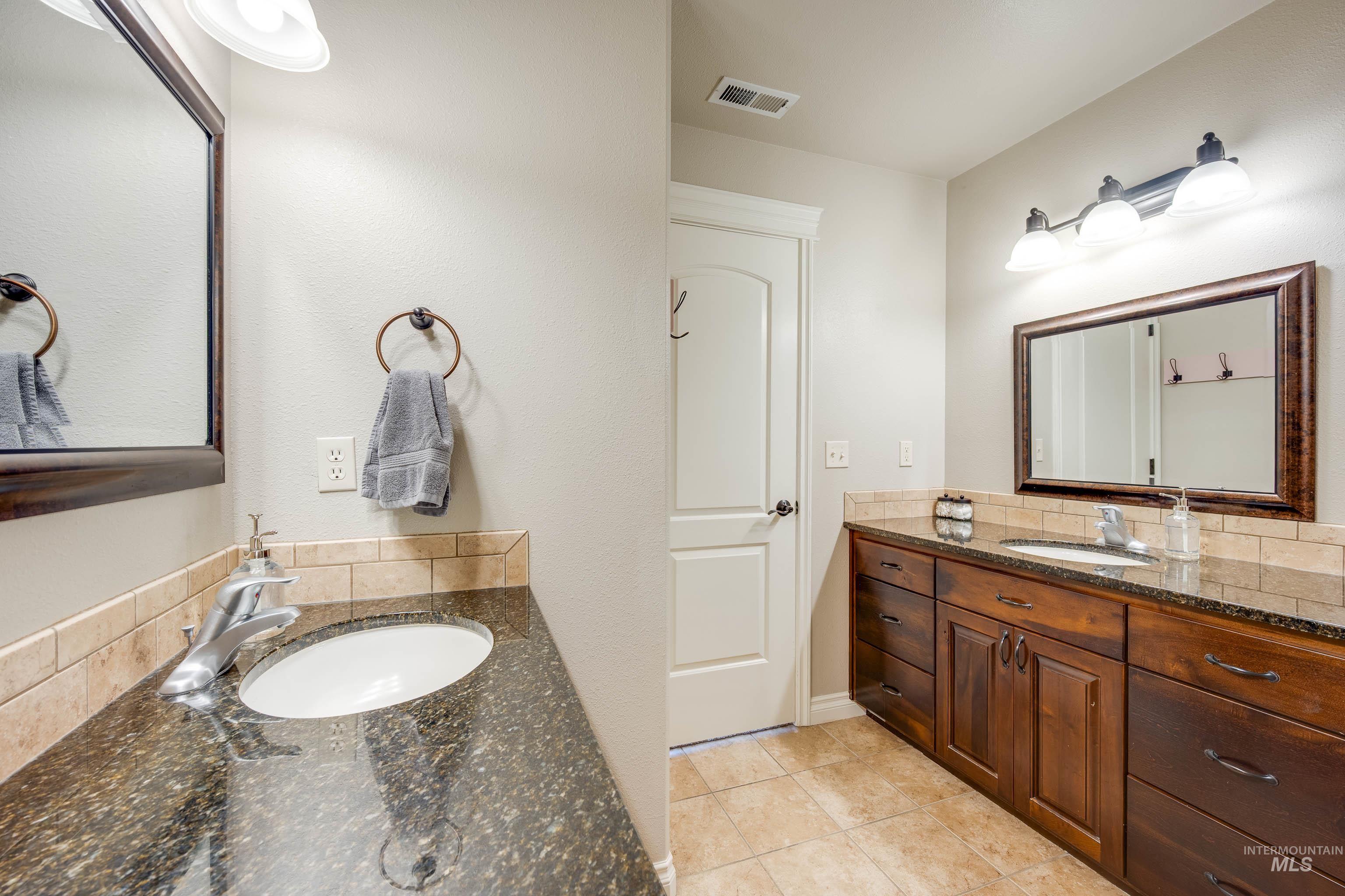 1251 Wiltshire Drive Property Photo 32