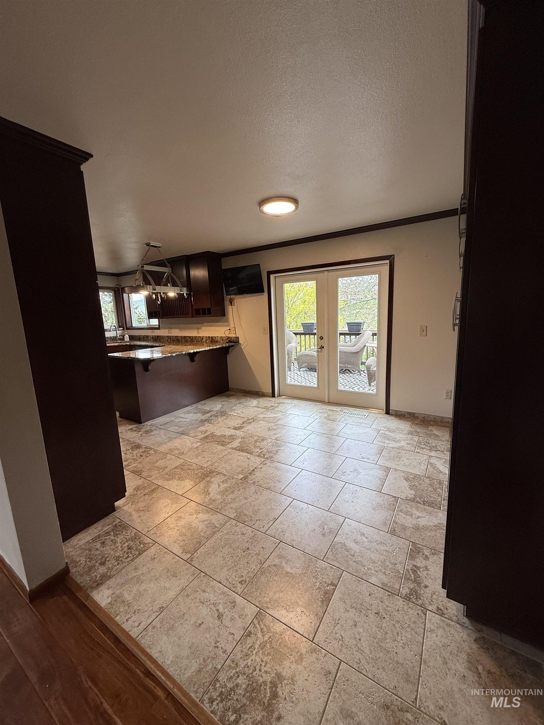 2414 Linda Lane Property Photo 7