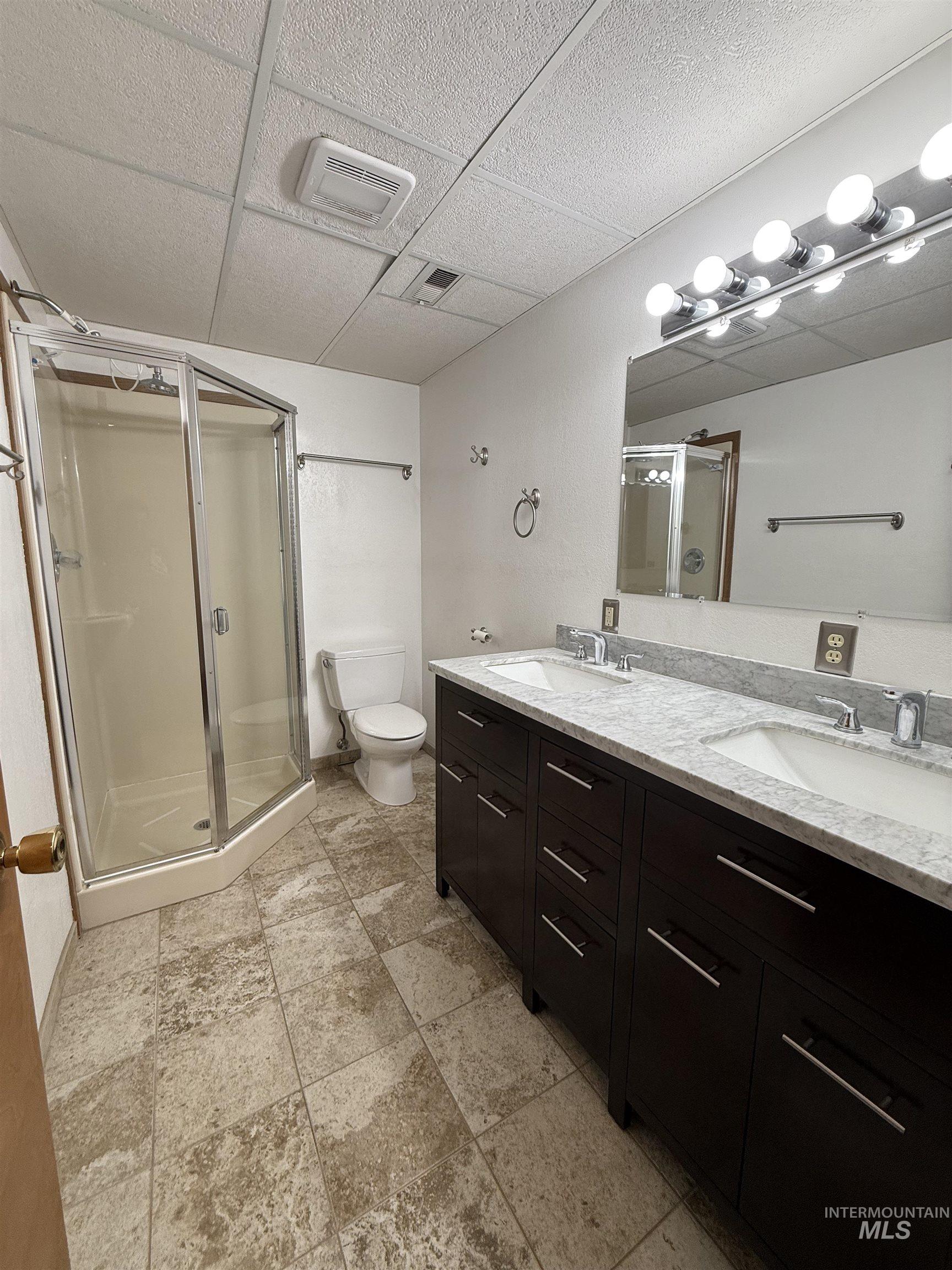 2414 Linda Lane Property Photo 17