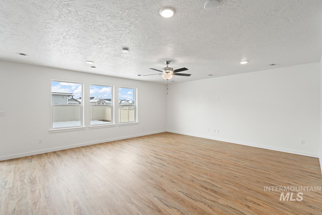19148 Red Eagle Way Property Photo 3