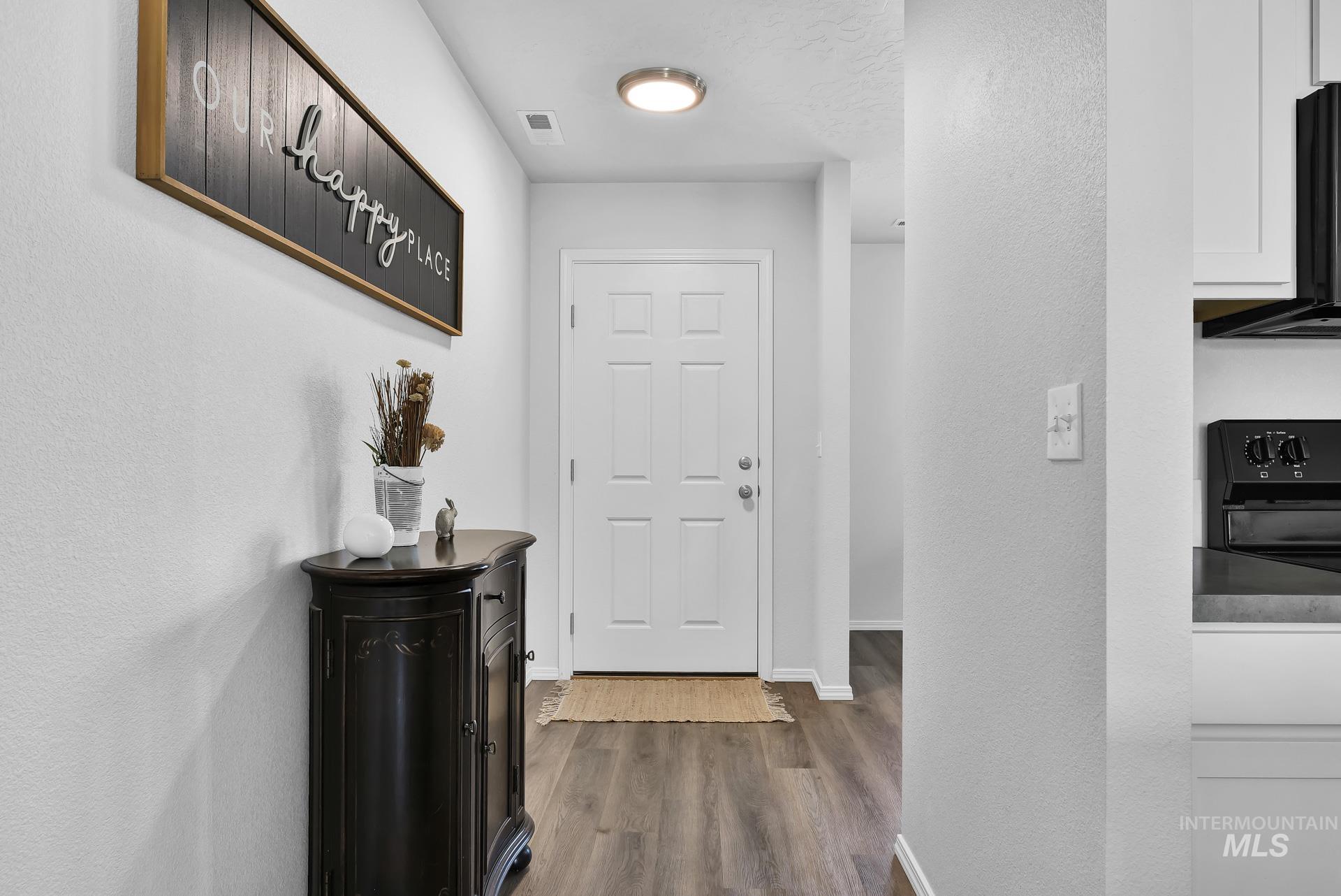 345 W Striped Owl St Property Photo 3