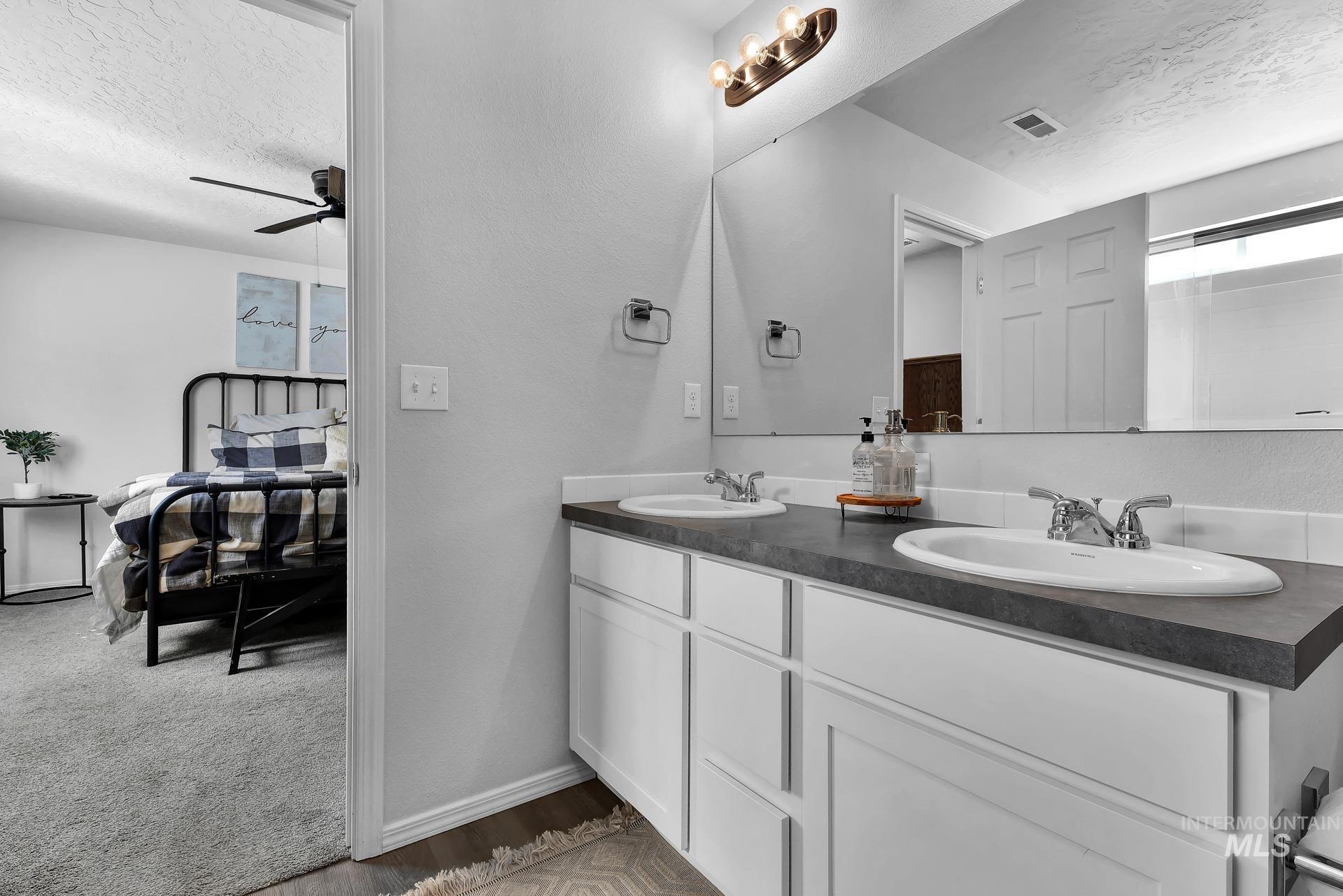 345 W Striped Owl St Property Photo 17