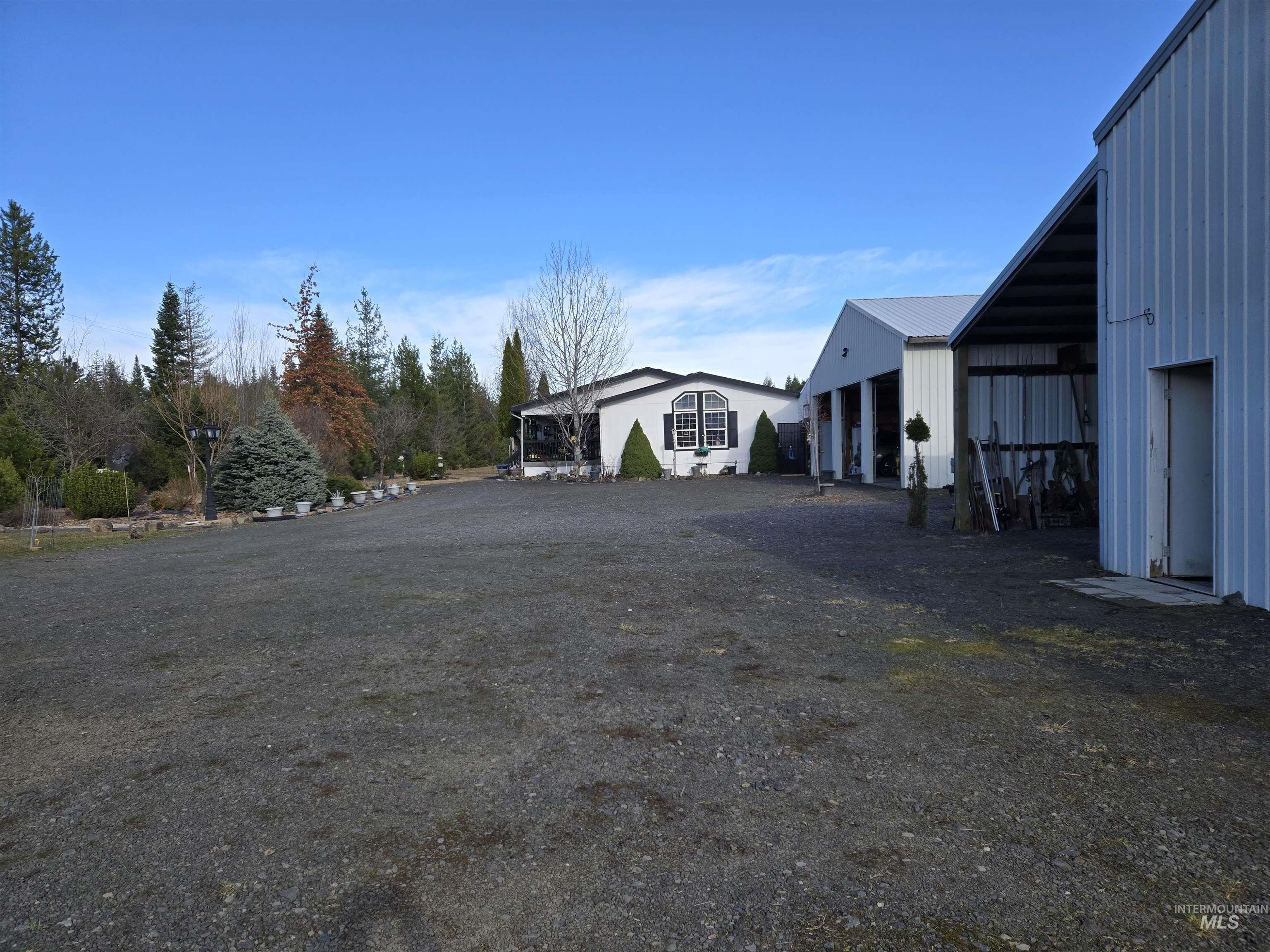 254 Lackey Rd Property Photo 6