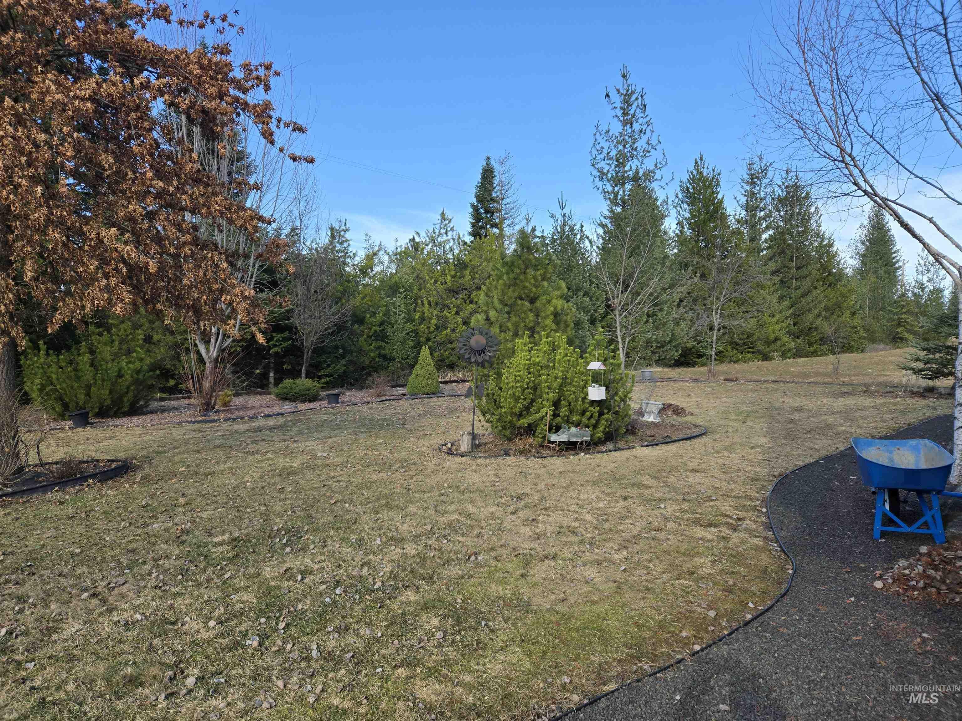254 Lackey Rd Property Photo 8