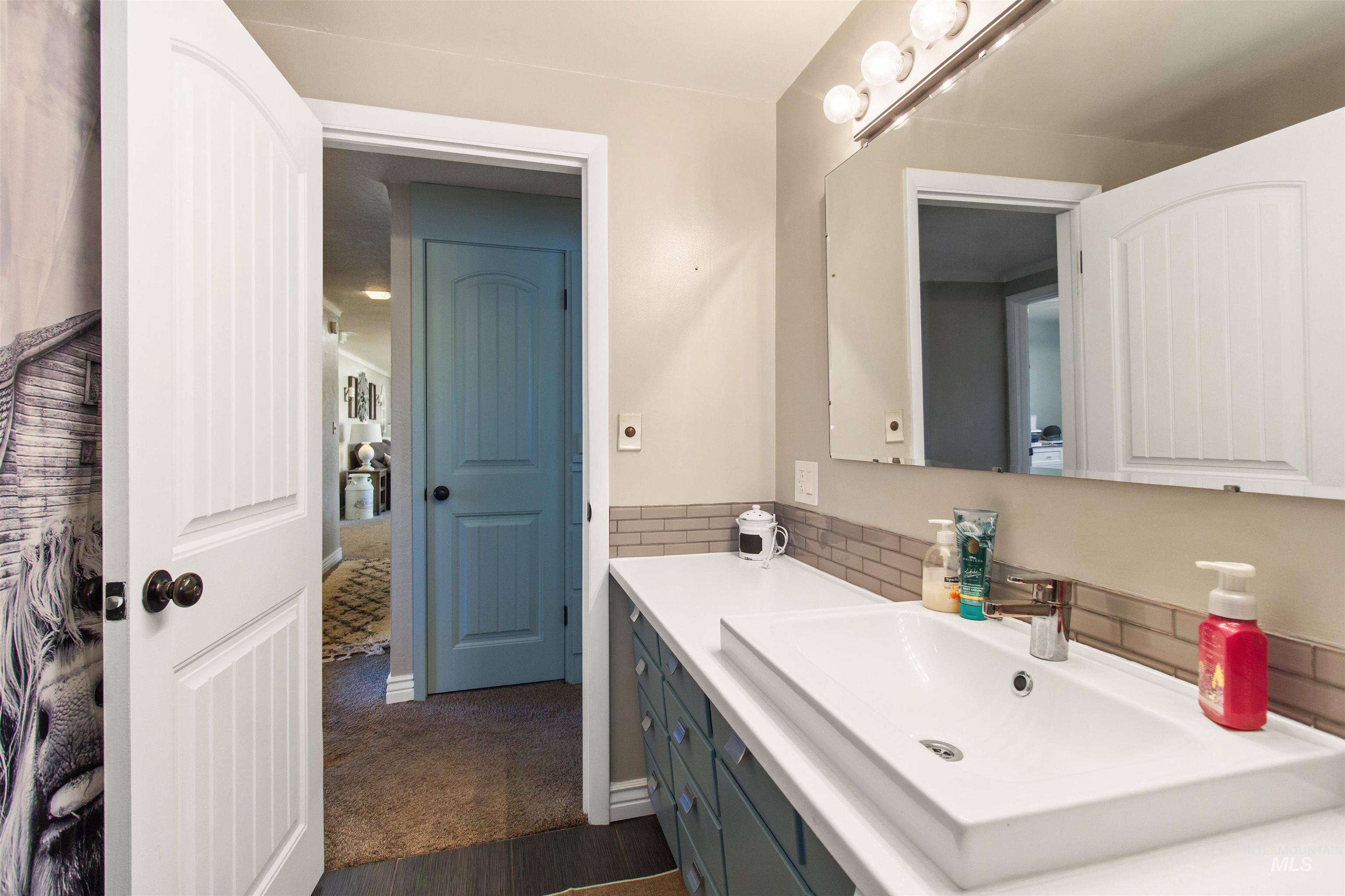 284 Heyburn W. Property Photo 20