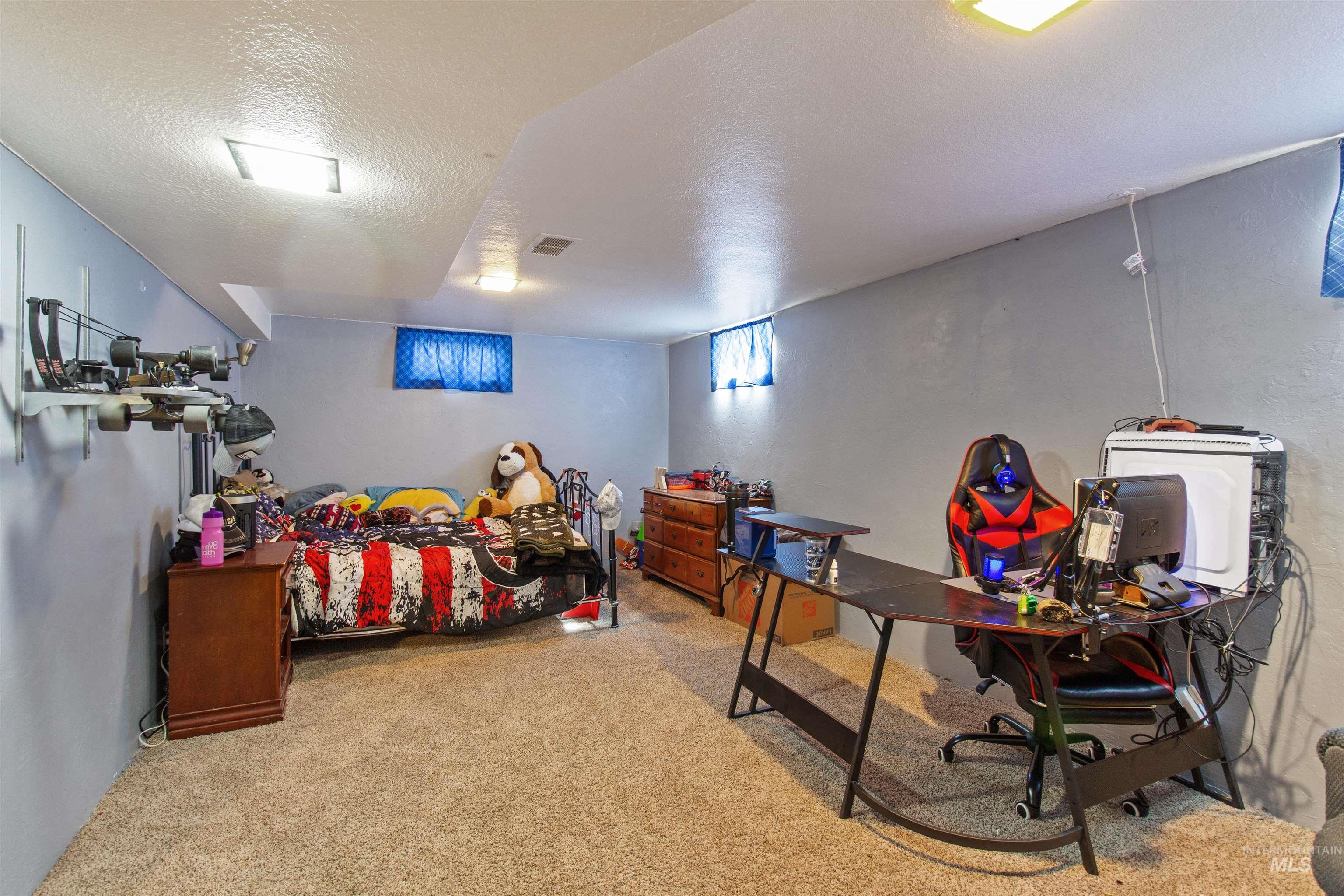 284 Heyburn W. Property Photo 34