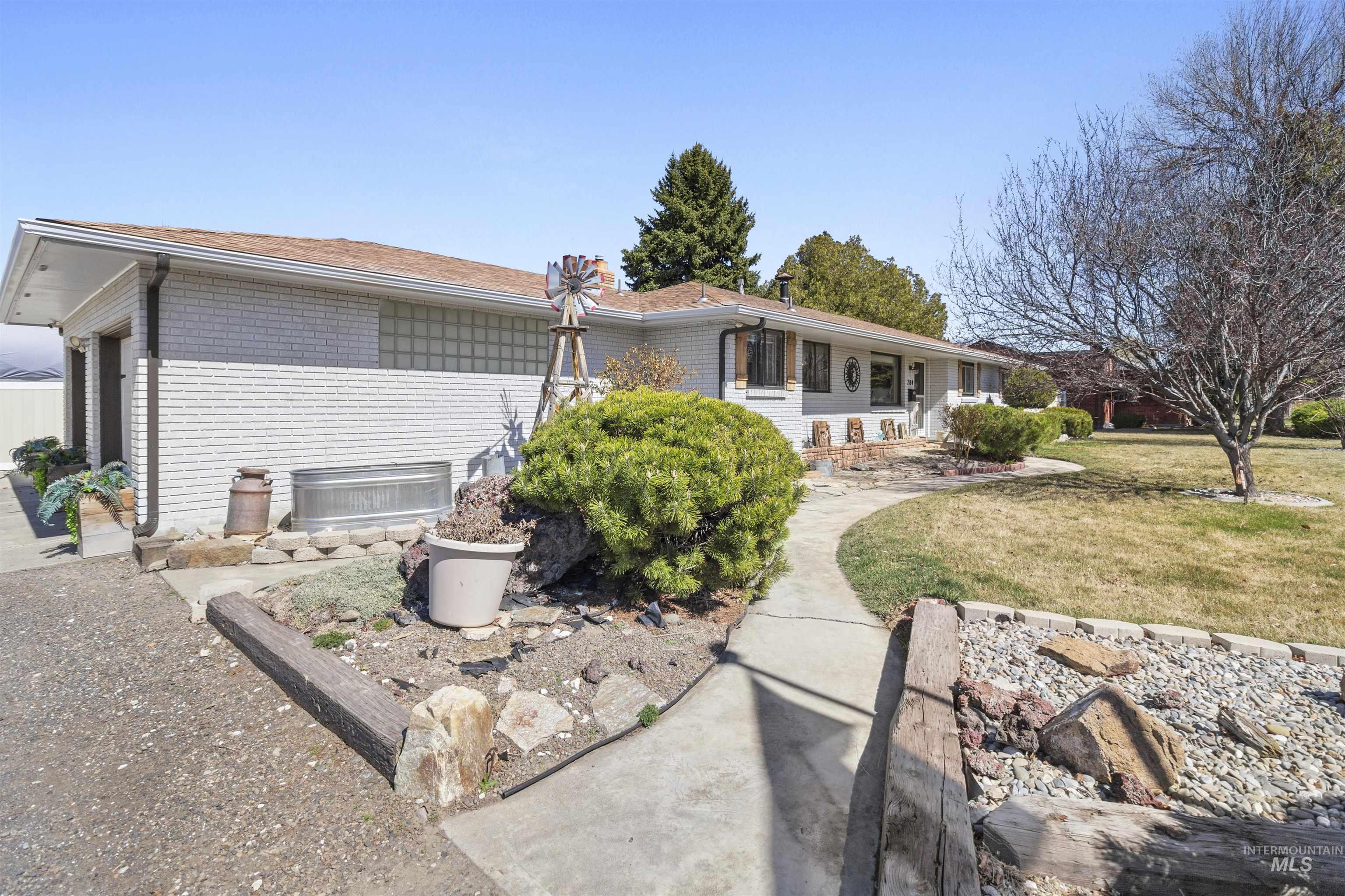 284 Heyburn W. Property Photo 37