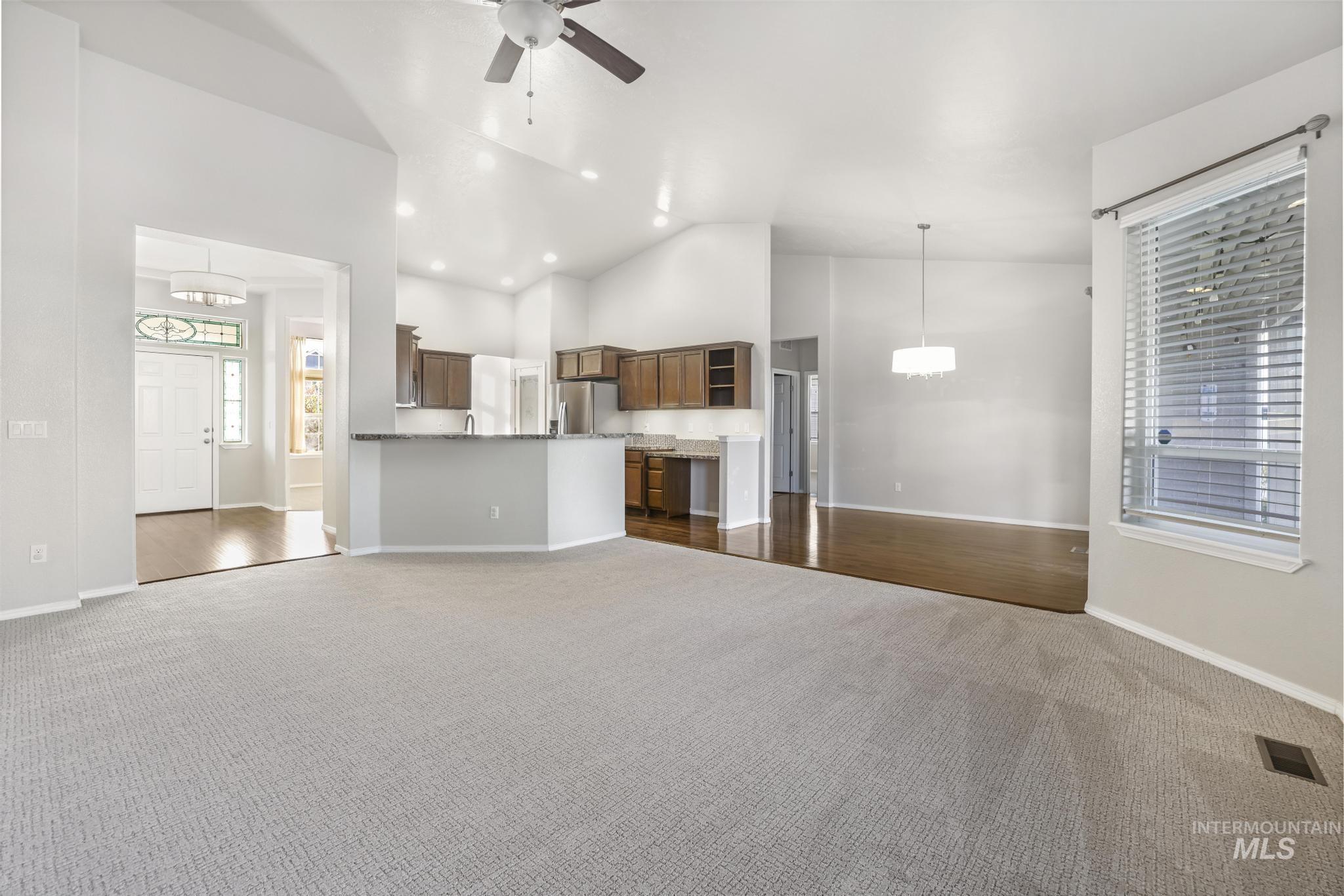 2034 Northern Sky Dr Property Photo 5