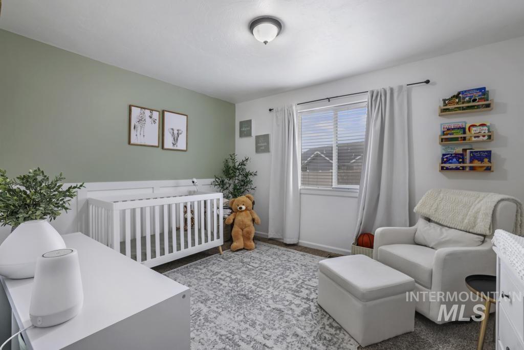231 Glacier Meadows Way Property Photo 21