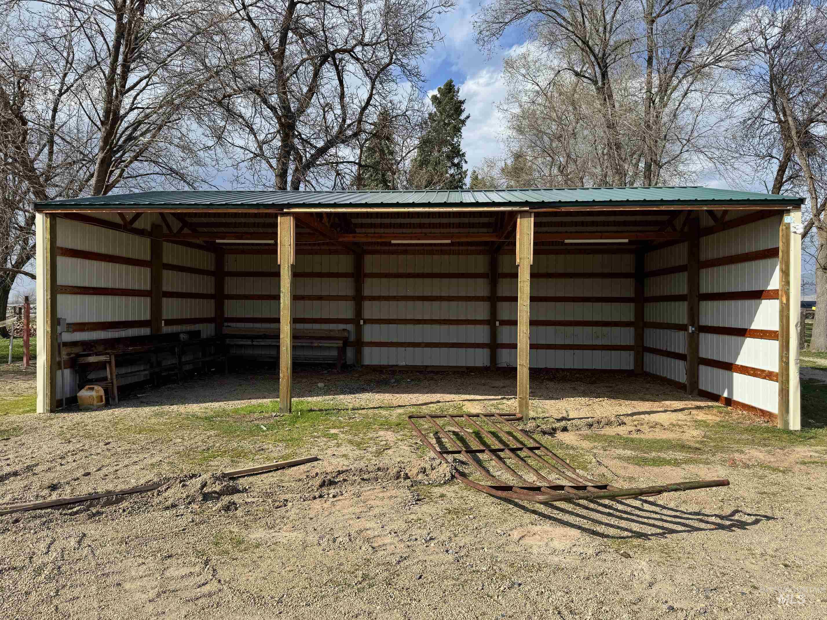 2435 Schiller Rd Property Photo 45