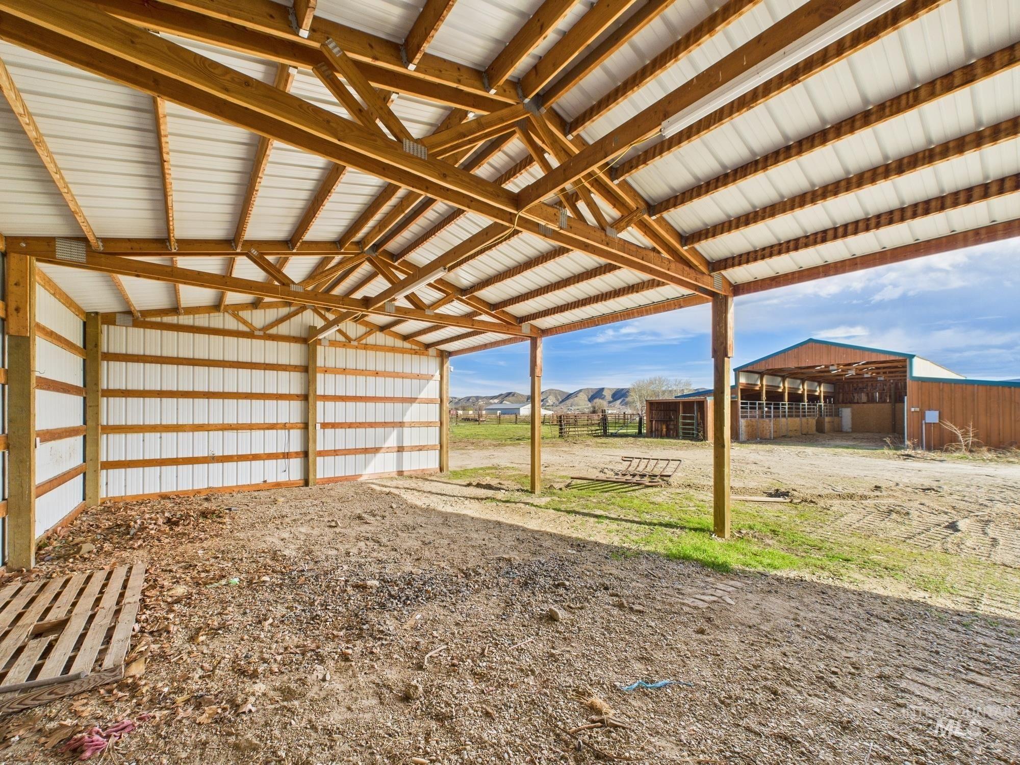 2435 Schiller Rd Property Photo 47