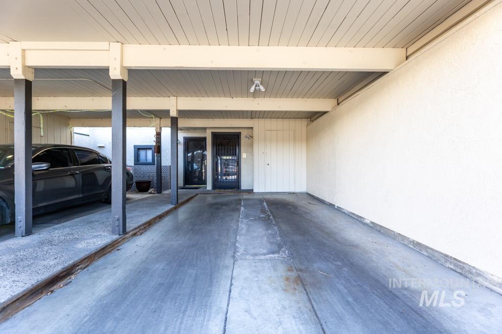 1139 N. Camelot Property Photo 41