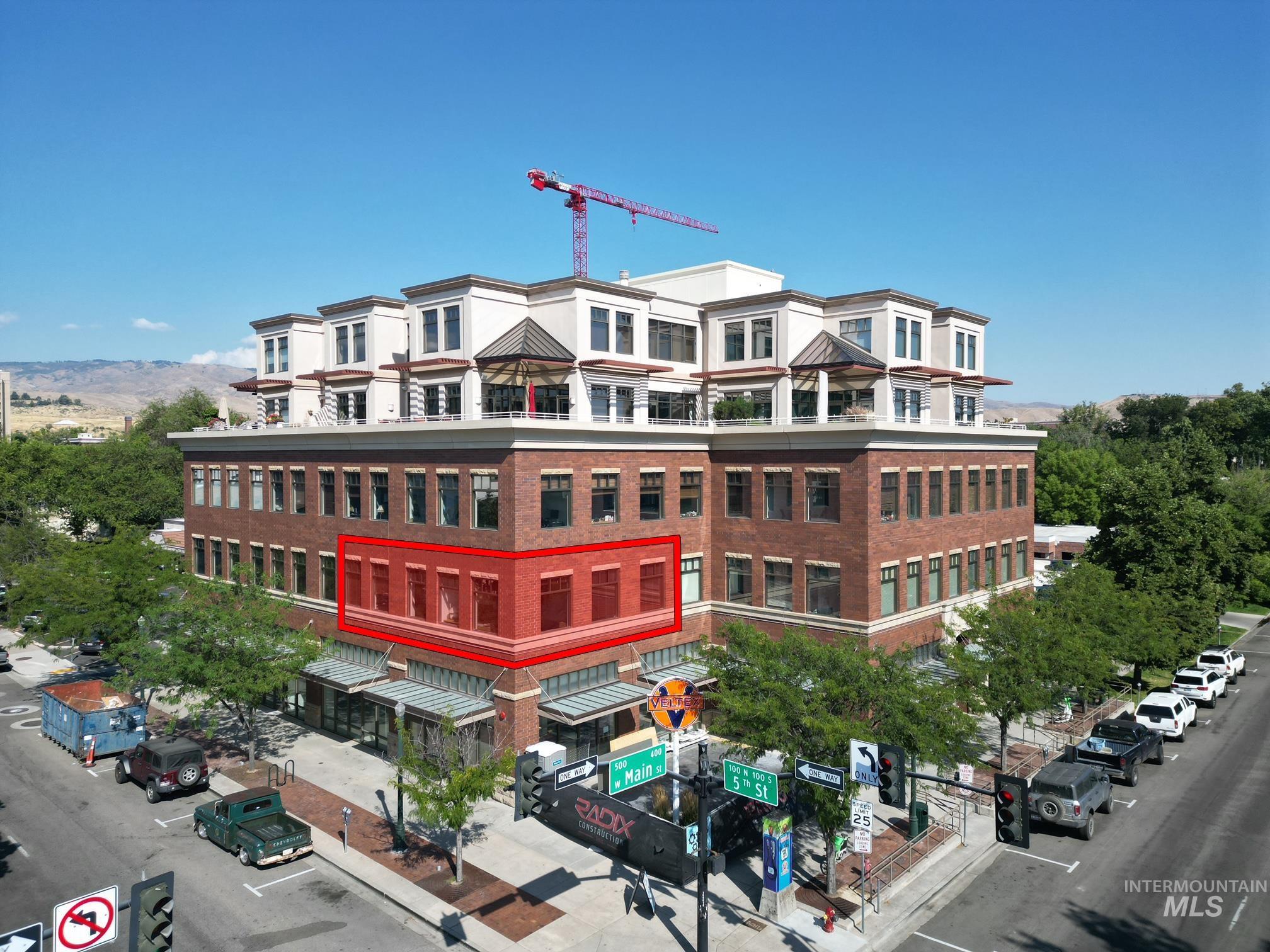 420 W Main Street Property Photo