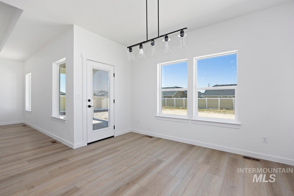 720 Irene Property Photo 15