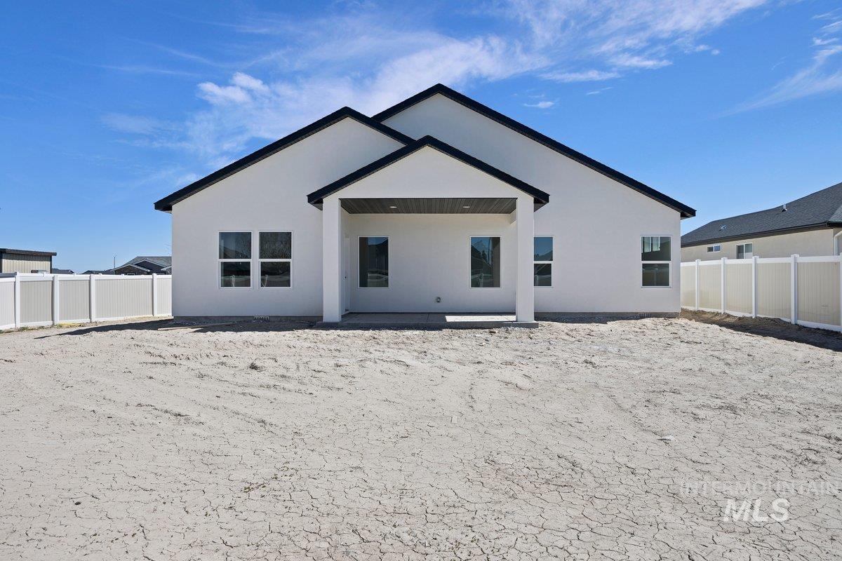 720 Irene Property Photo 27