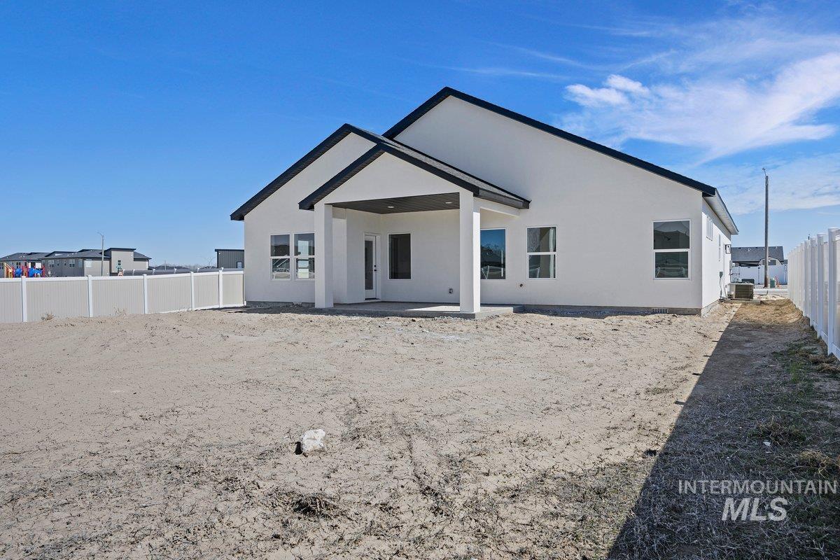 720 Irene Property Photo 28