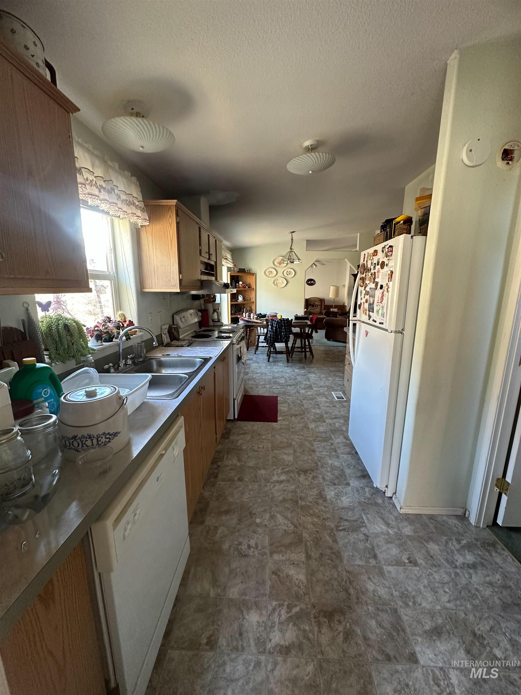 4044 Highway 13 Property Photo 8
