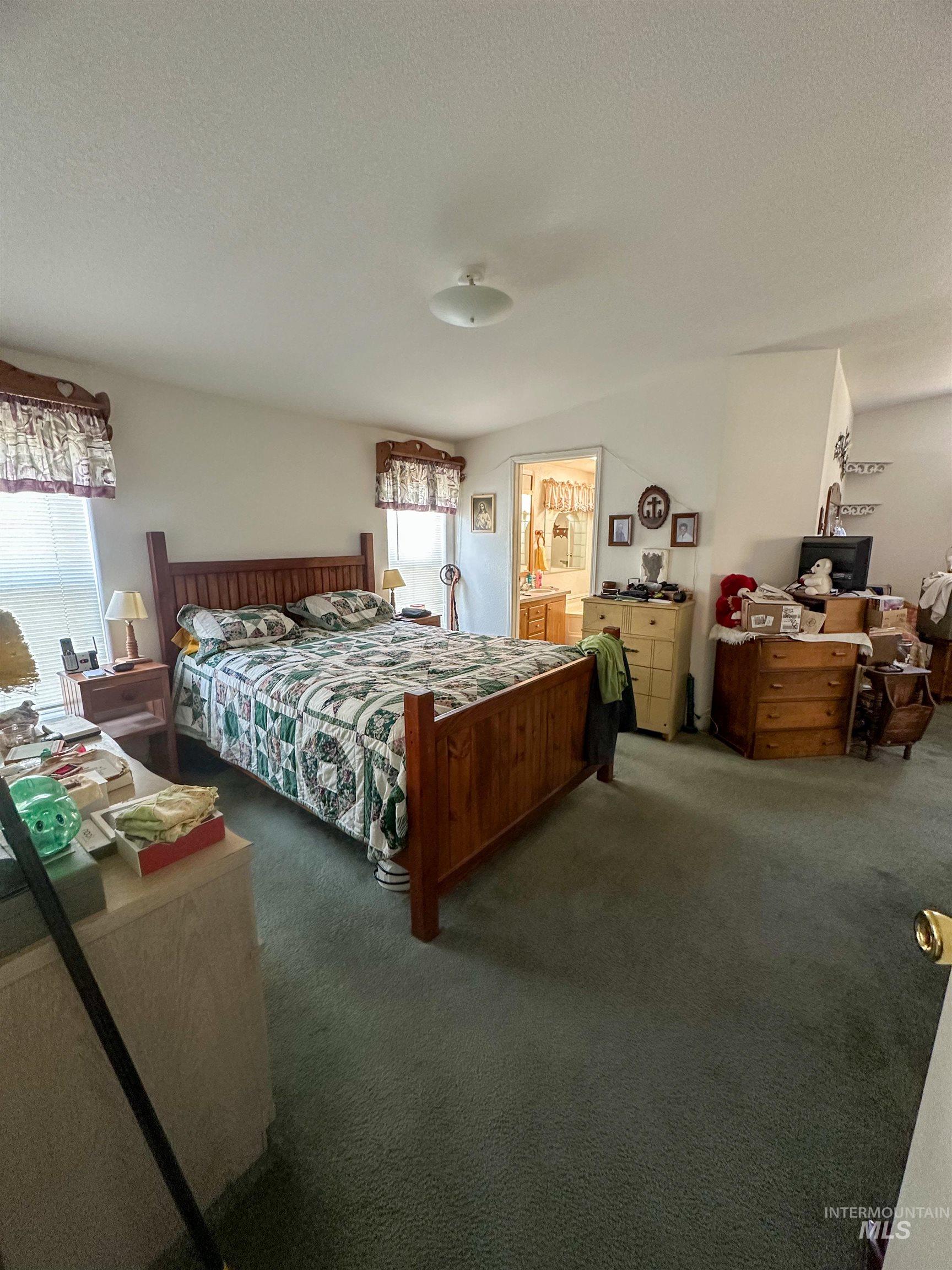 4044 Highway 13 Property Photo 17