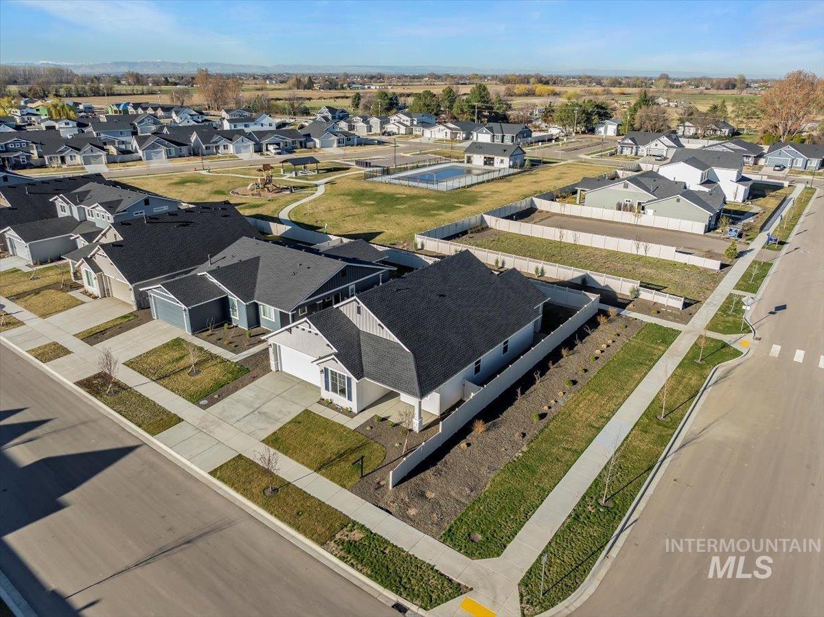 2287 N June Grass Property Photo 1