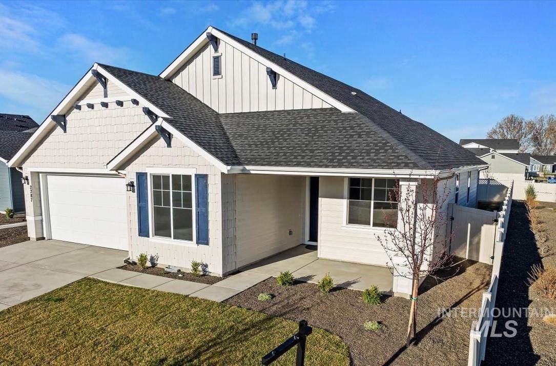 2287 N June Grass Property Photo 2