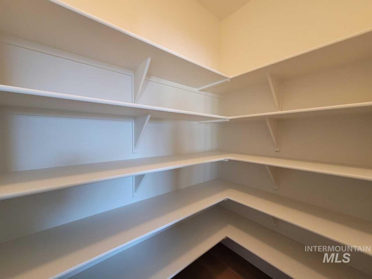 2287 N June Grass Property Photo 11