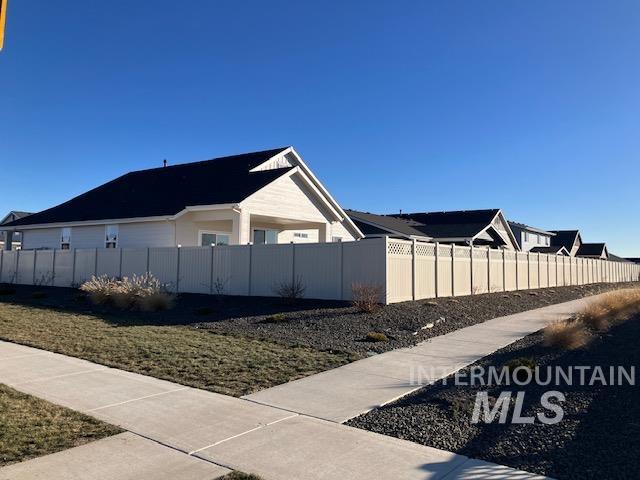 2287 N June Grass Property Photo 20