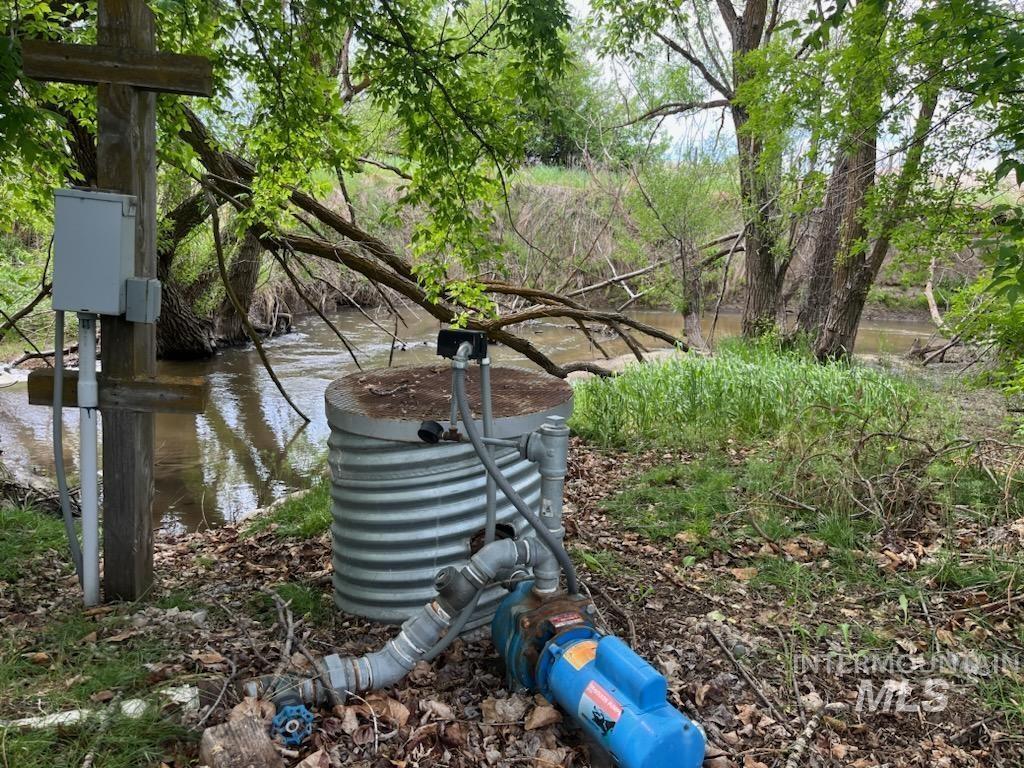 13153 Horseshoe Bend Rd Property Photo 3