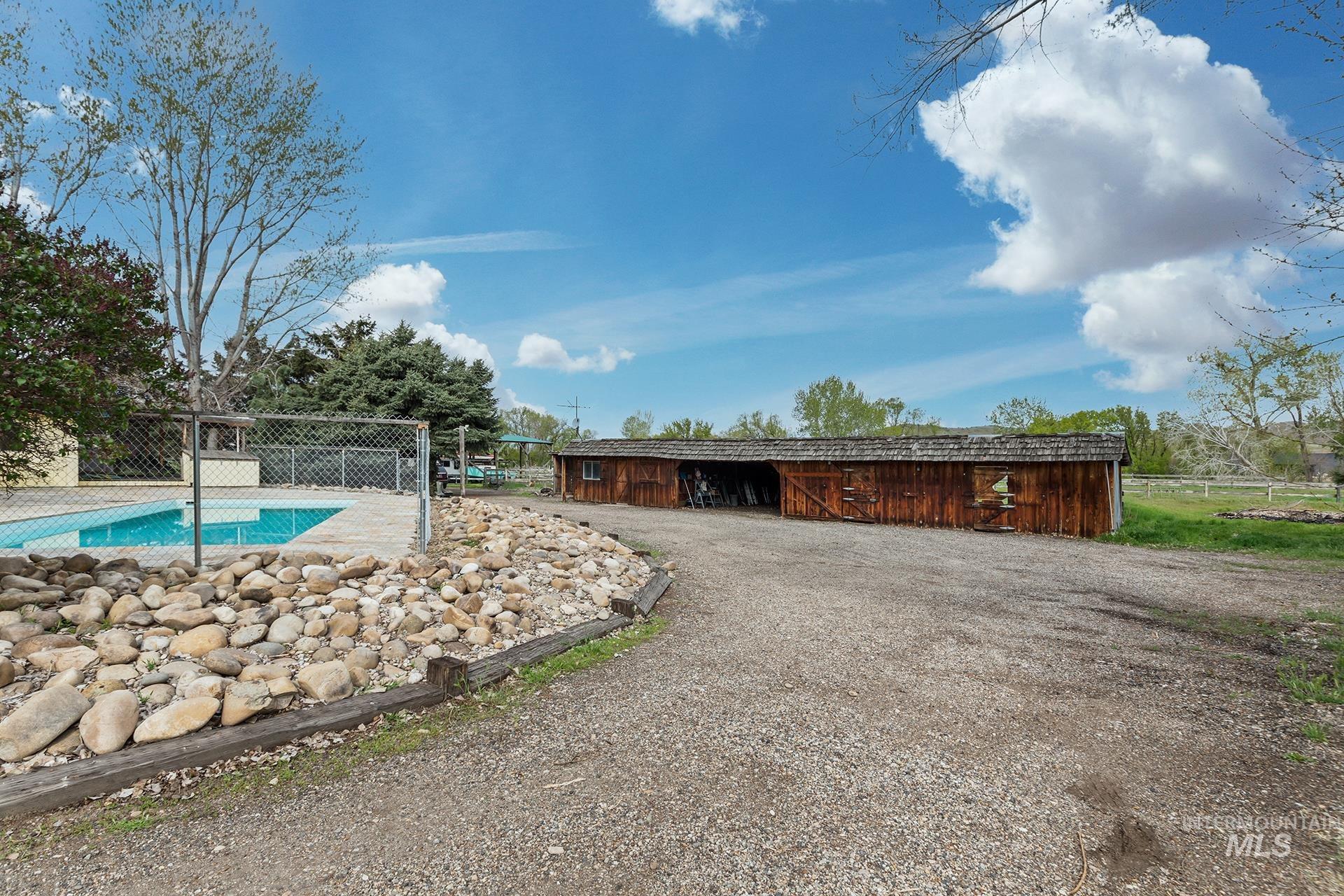 13153 Horseshoe Bend Rd Property Photo 7