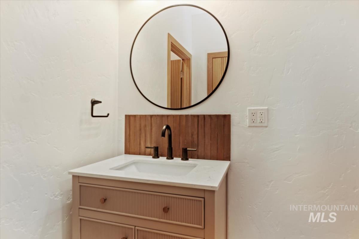 2787 W Lampert Dr Property Photo 23