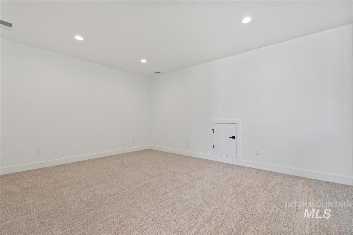 652 N Morning Glory Property Photo 24