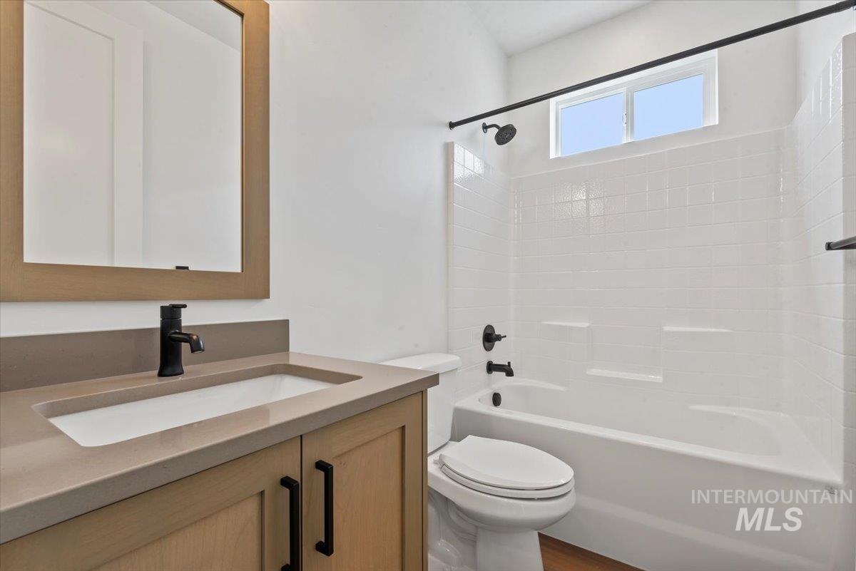 652 N Morning Glory Property Photo 27