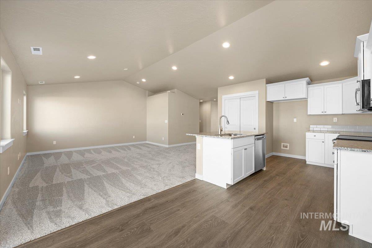 17281 N Sendoa Ave Property Photo 7