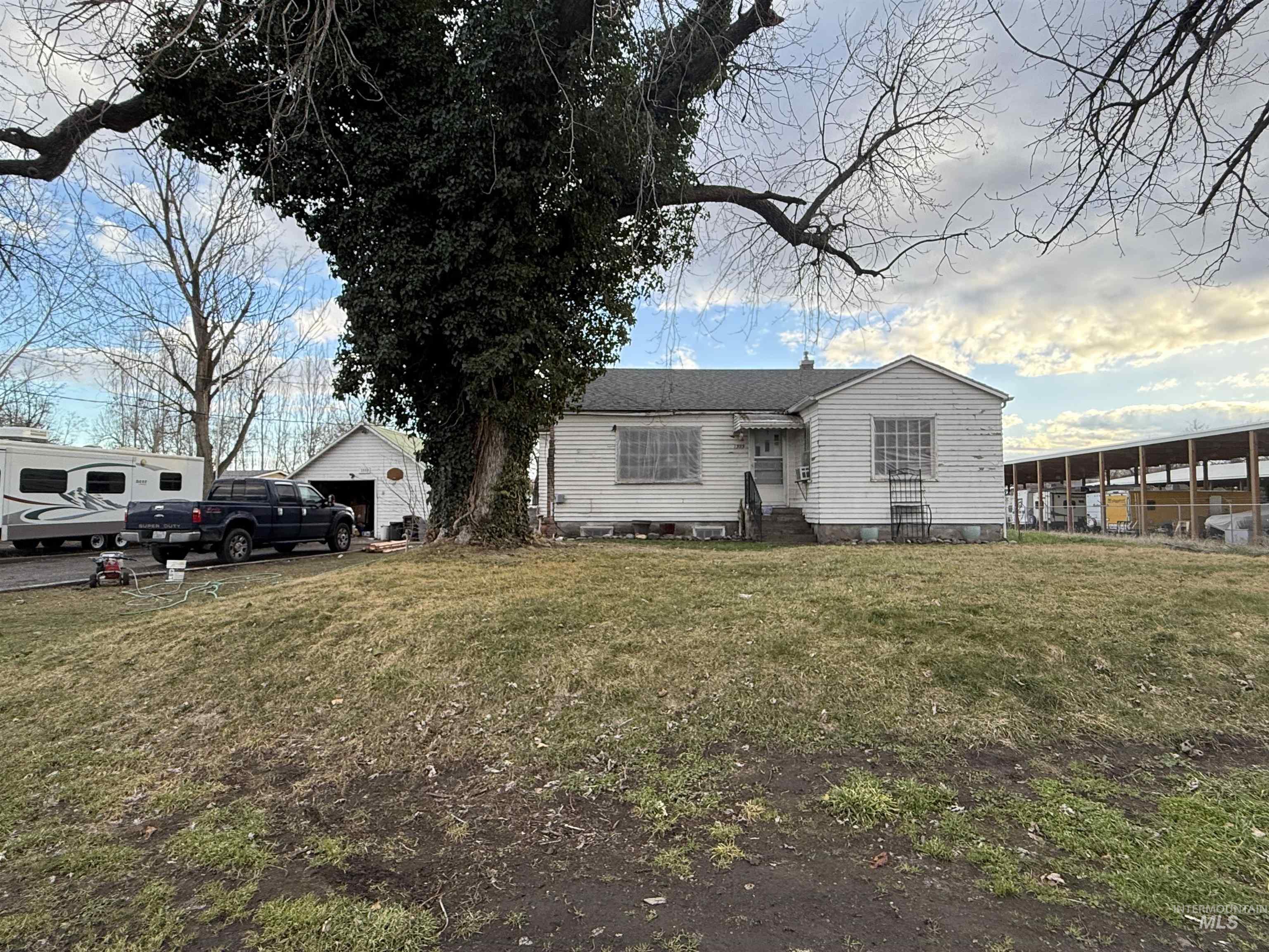 1333 Fair St Property Photo 1