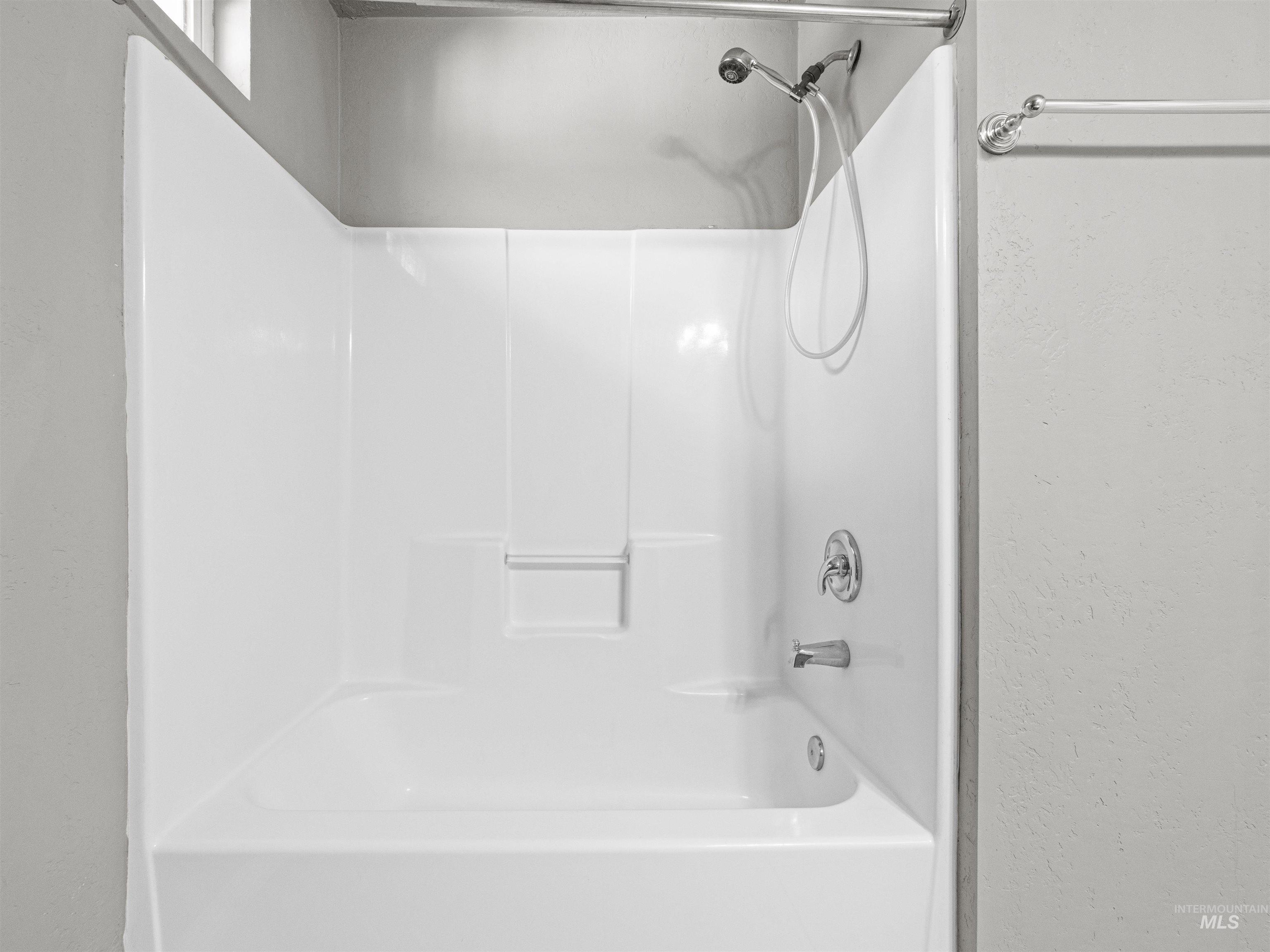 3500 W Overland Property Photo 13