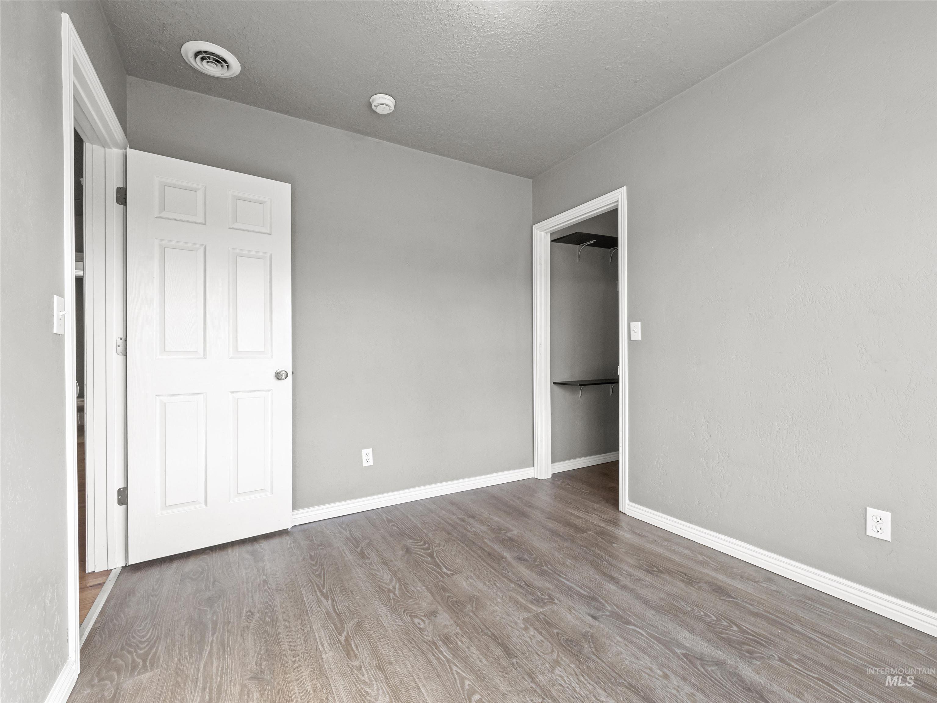 3500 W Overland Property Photo 29