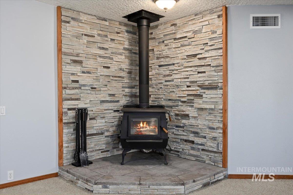 2861 S 1050 E Property Photo 7