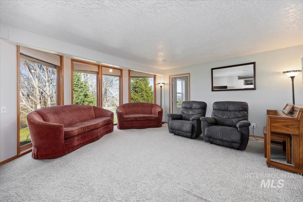 2861 S 1050 E Property Photo 9