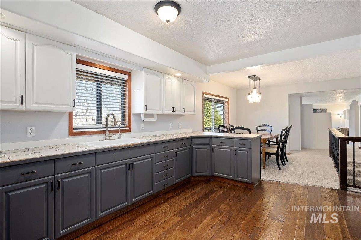 2861 S 1050 E Property Photo 17