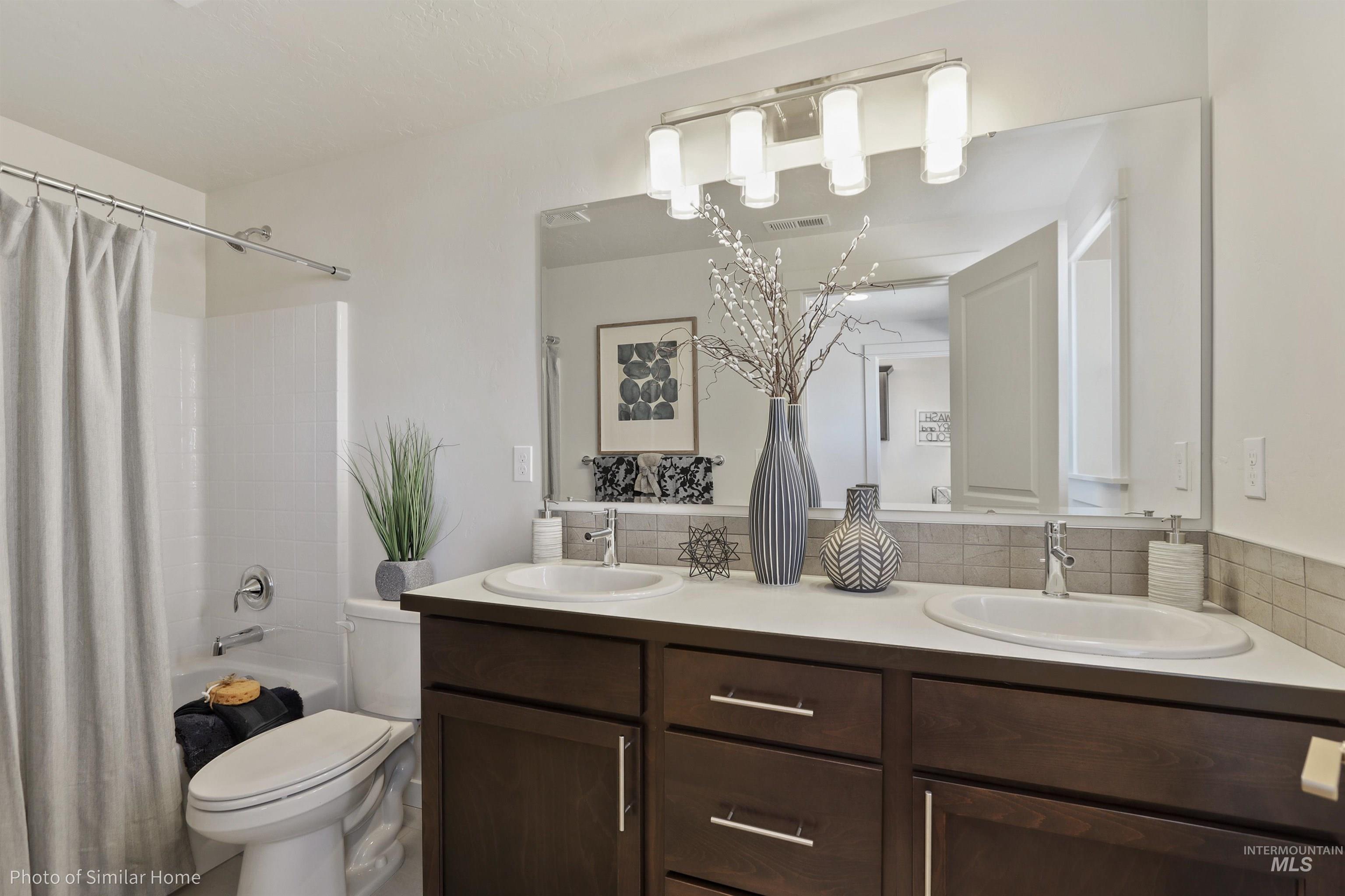 17266 N Havana Place Property Photo 11