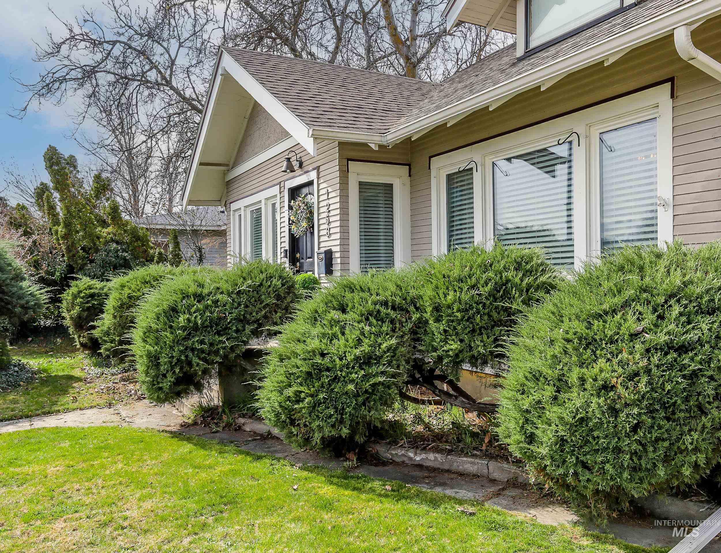 1258 6th St. Property Photo 1