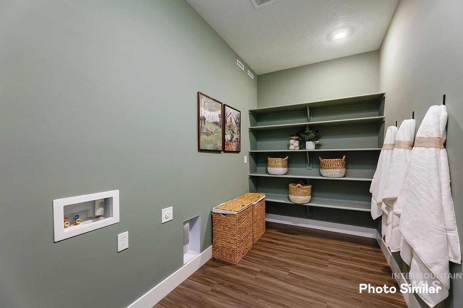 5512 E Bridal Veil Falls Dr Property Photo 18