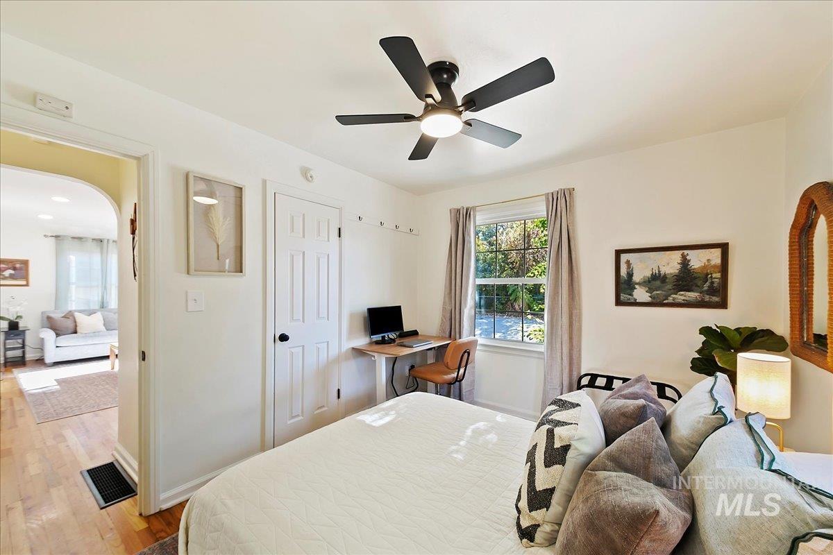 3106 W Good St. Property Photo 15
