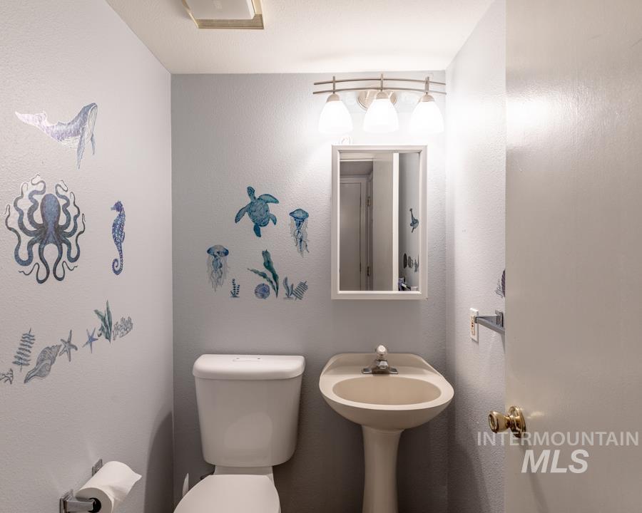2105 Lexington Property Photo 13