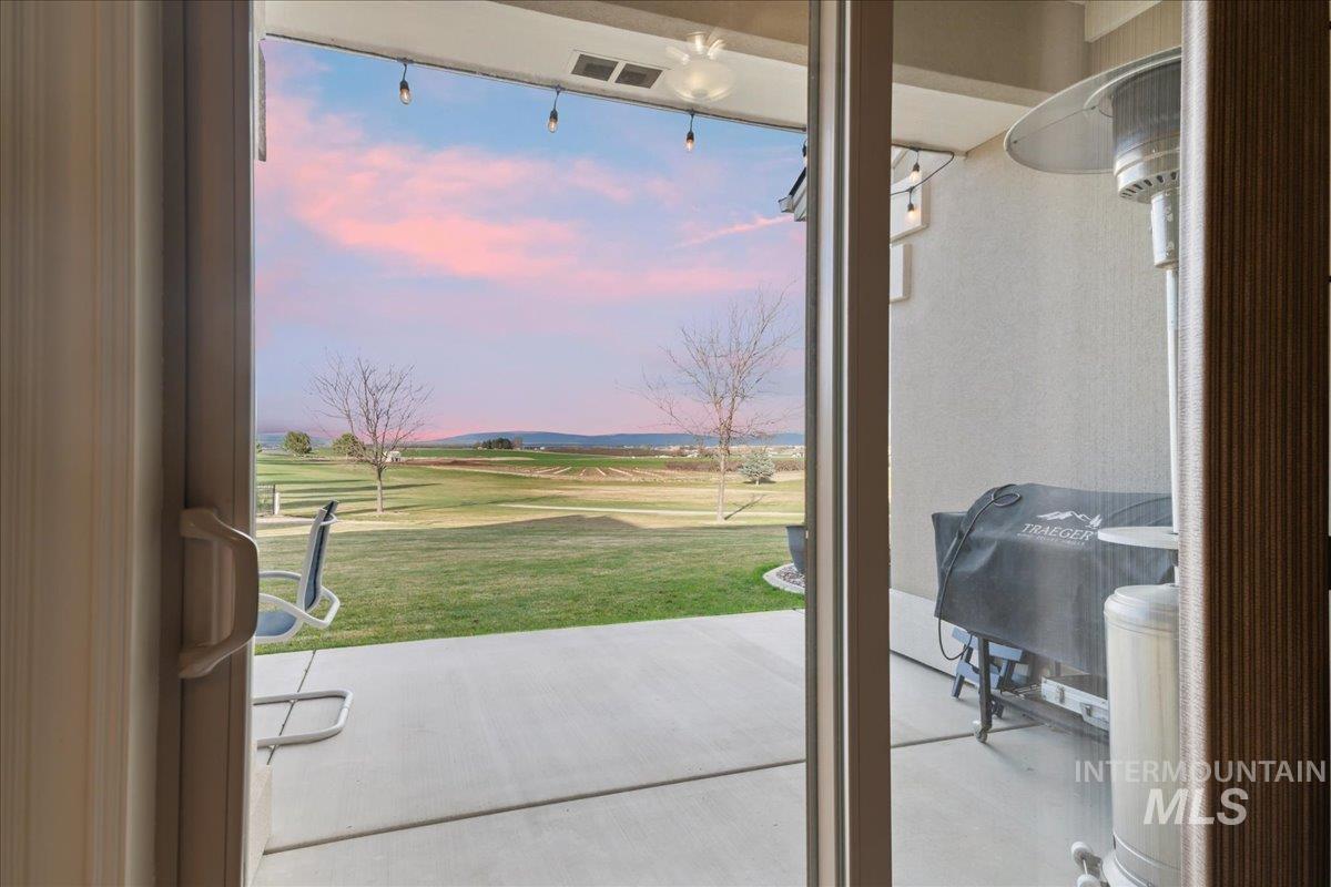 22220 Aura Vista Way Property Photo 18