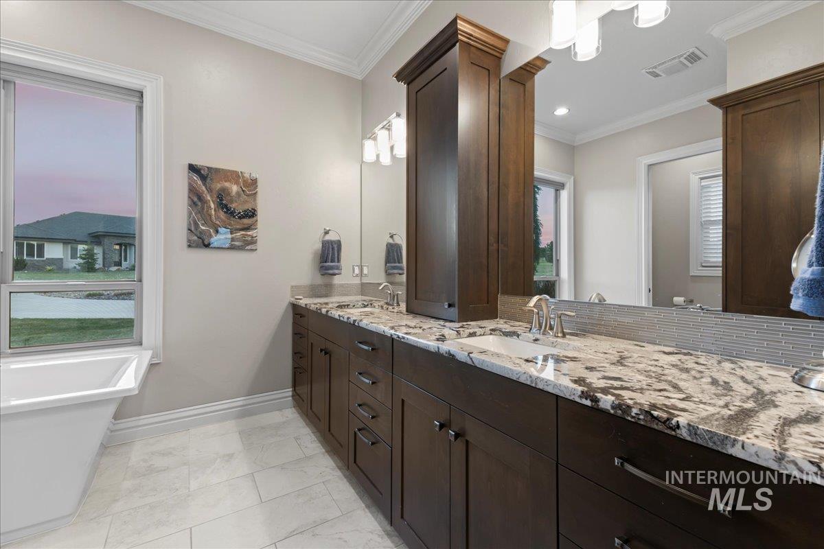 22220 Aura Vista Way Property Photo 24