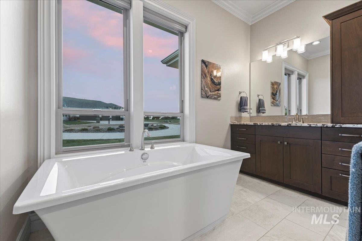 22220 Aura Vista Way Property Photo 25