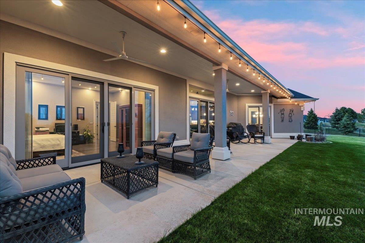 22220 Aura Vista Way Property Photo 33