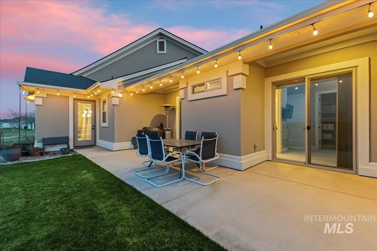 22220 Aura Vista Way Property Photo 38
